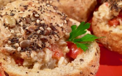Spicy Tuesday – Creamy Crab Bisque Stuffed in Bread Bowls – Oregano