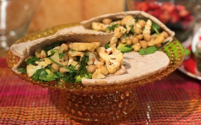 Spicy Tuesday – Curried Cauliflower, Avocado and Chickpea Pitas – Garam Masala